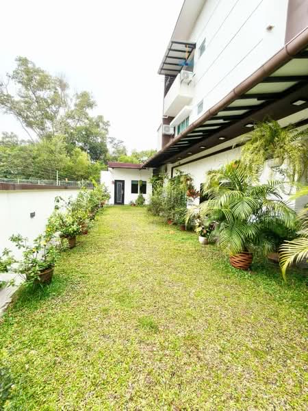 Rumah Berkembar untuk Dijual di Nilai (Negeri Sembilan) - Imran Isa - Exterior - PropertyGuru.com.my