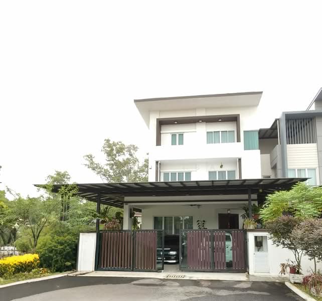 Rumah Berkembar untuk Dijual di Nilai (Negeri Sembilan) - Imran Isa - Exterior - PropertyGuru.com.my