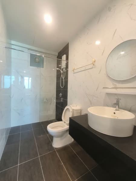 Kondominium untuk Disewa di THE ZEN & ZEN 6 - Jane Ang - Bathroom - PropertyGuru.com.my