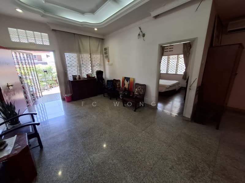 Rumah Teres 1-Tingkat untuk Dijual di Seksyen 22 (Petaling Jaya) - FC Wong - Living Room - PropertyGuru.com.my