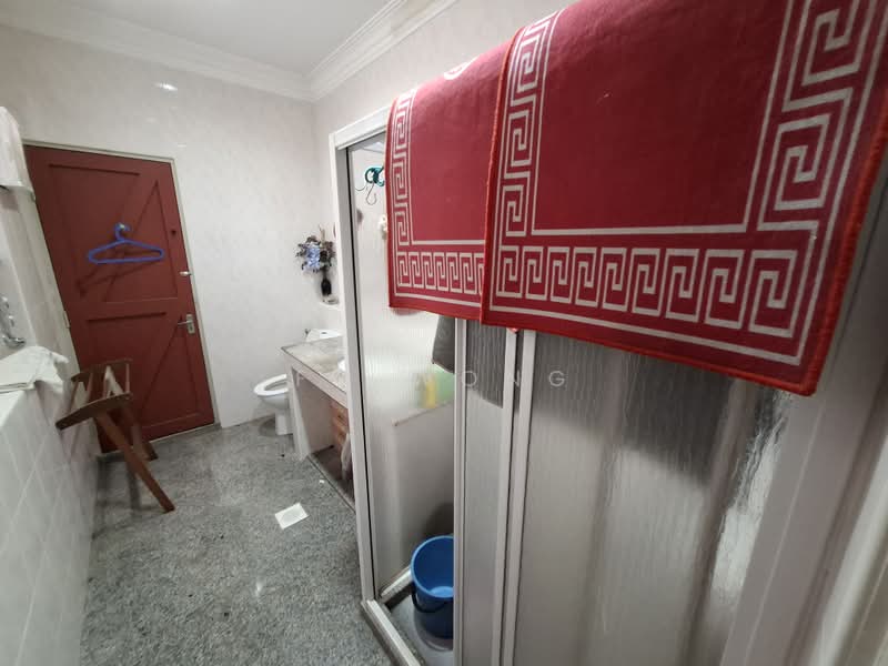 Rumah Teres 1-Tingkat untuk Dijual di Seksyen 22 (Petaling Jaya) - FC Wong - Bathroom - PropertyGuru.com.my