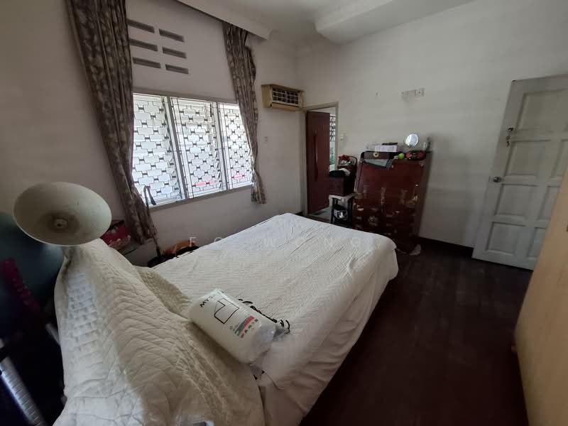 Rumah Teres 1-Tingkat untuk Dijual di Seksyen 22 (Petaling Jaya) - FC Wong - Bedroom - PropertyGuru.com.my