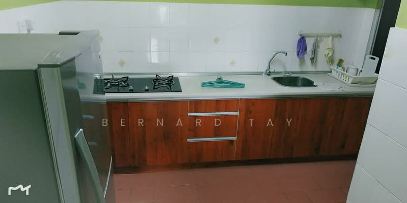 Pangsapuri untuk Dijual di Anggerik Villa 2 - Bernard Tay - Kitchen - PropertyGuru.com.my