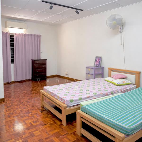 Rumah Teres untuk Dijual di Bandar Kinrara Seksyen 1 (Bandar Kinrara) - Maddy Ho - Bedroom - PropertyGuru.com.my