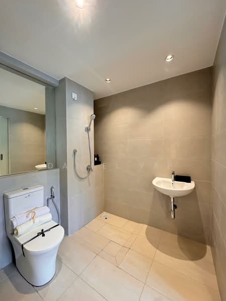 2-storey Terraced House for Sale in Bandar Gamuda Gardens (Rawang) - Daniel Yap - Bathroom - PropertyGuru.com.my
