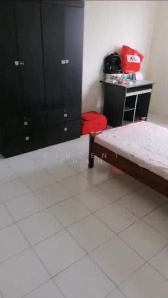 Kondominium untuk Disewa di Angkasa Condominiums - Vincent Chan - Master Room - PropertyGuru.com.my