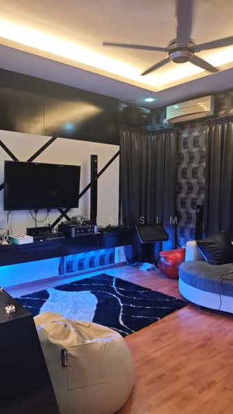 Terraced House for Sale in Bandar Seri Alam (Masai) - Elvis Sim - Living Room - PropertyGuru.com.my