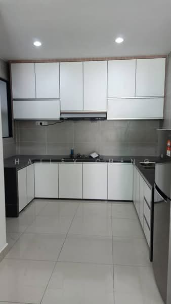 Kondominium untuk Dijual di River Tropics - Hailey Ch'ng - Kitchen - PropertyGuru.com.my