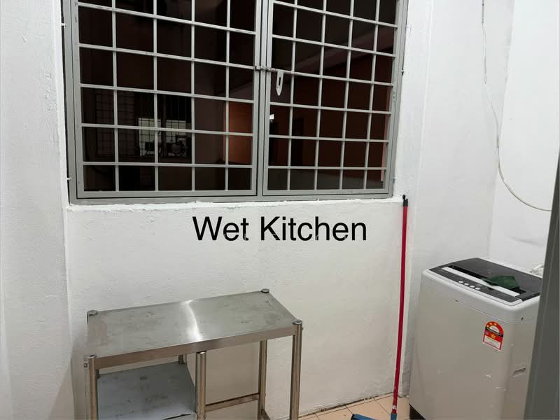 Pangsapuri untuk Disewa di Sri Bayu Apartments - Leanne Chia - Kitchen - PropertyGuru.com.my