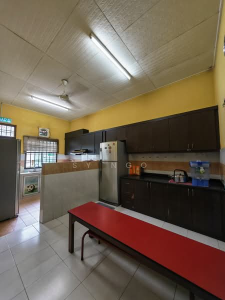 1-storey Terraced House for Sale in Taman Bestari Indah (Ulu Tiram) - SY Ngo - Kitchen - PropertyGuru.com.my