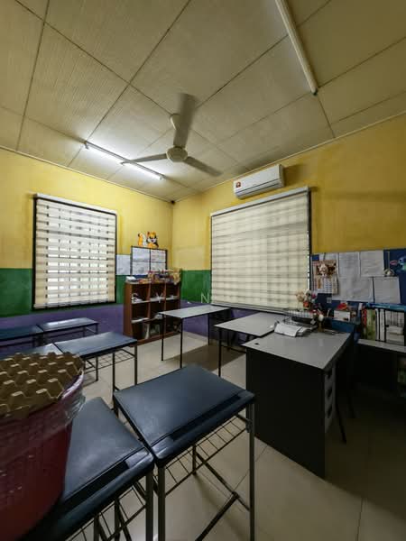 1-storey Terraced House for Sale in Taman Bestari Indah (Ulu Tiram) - SY Ngo - Study - PropertyGuru.com.my