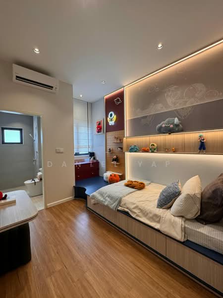 2-storey Terraced House for Sale in Bandar Gamuda Gardens (Rawang) - Daniel Yap - Bedroom - PropertyGuru.com.my