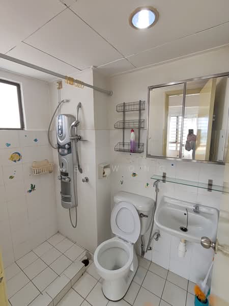 Kondominium untuk Dijual di Vista Millennium Condominium - Mel Wong - Bathroom - PropertyGuru.com.my