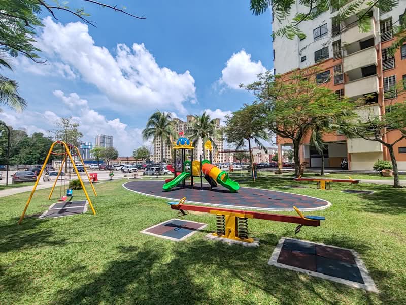 Kondominium untuk Dijual di Vista Millennium Condominium - Mel Wong - Exterior - PropertyGuru.com.my