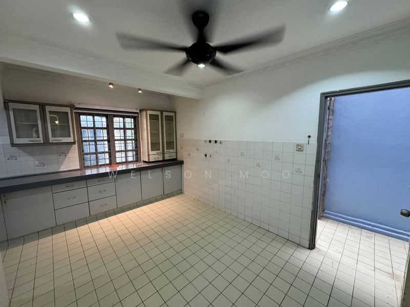 2-storey Terraced House for Sale in Bukit Wangsamas (Setiawangsa) - Welson Moo - Kitchen - PropertyGuru.com.my