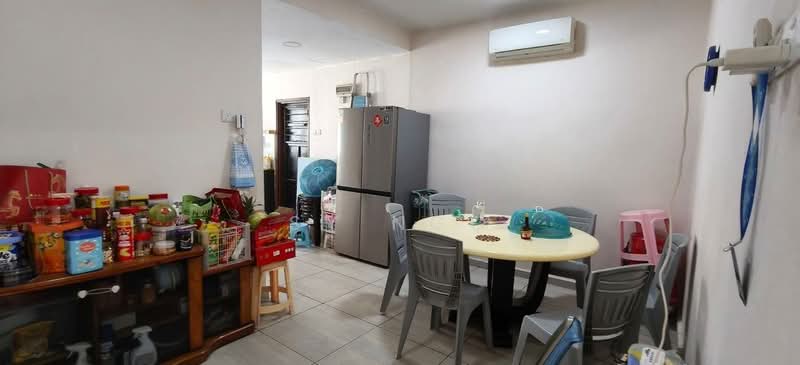 2-storey Terraced House for Sale in Taman Skudai Baru (Skudai) - SY Ngo - Dining Room - PropertyGuru.com.my