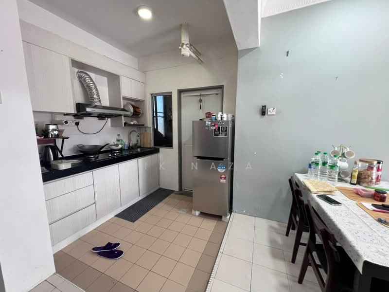 Apartment for Sale at Pandan Utama Apartment - Cik Naza - Kitchen - PropertyGuru.com.my