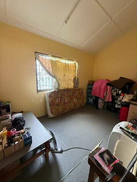 2-storey Terraced House for Sale in Taman Desa Cemerlang (Ulu Tiram) - Jayden Ng - Bedroom - PropertyGuru.com.my