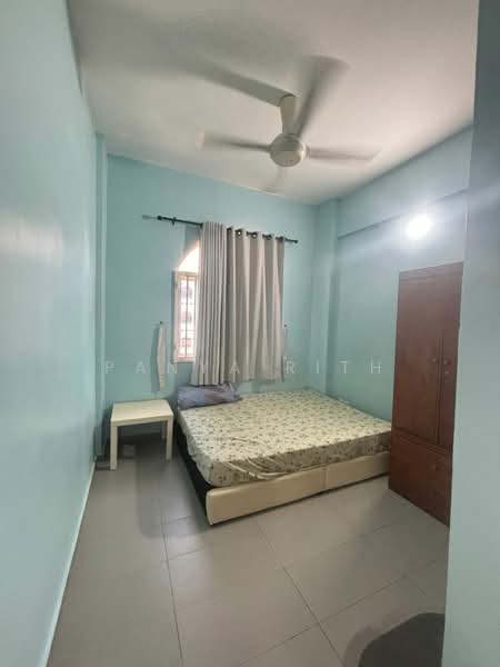 Apartment for Rent at Ferringhi Mutiara Apartment - Panya Rith - Bedroom - PropertyGuru.com.my