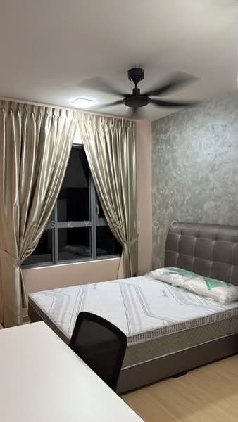 Kediaman Servis untuk Dijual di Gravit8, Klang - Sky Choo - Bedroom - PropertyGuru.com.my