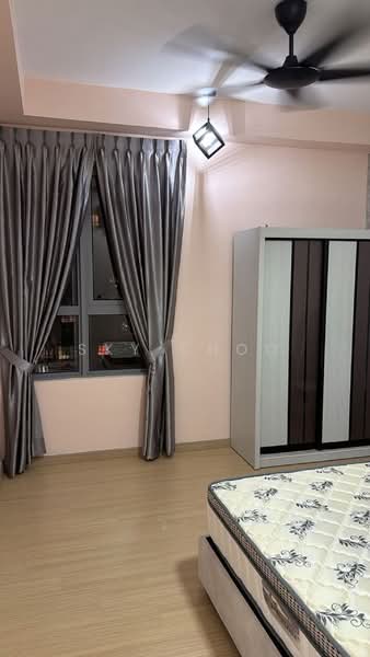 Kediaman Servis untuk Dijual di Gravit8, Klang - Sky Choo - Bedroom - PropertyGuru.com.my