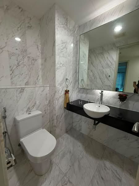 Kediaman Servis untuk Dijual di Imperia - Kuu Chin - Bathroom - PropertyGuru.com.my