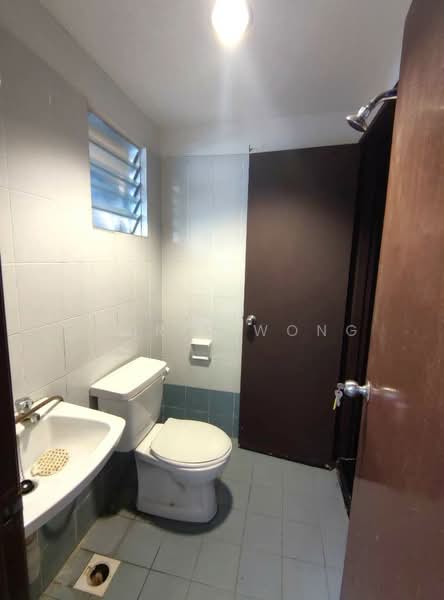 Terraced House for Sale in Bandar Botanic (Klang) - Tabris Wong - Bathroom - PropertyGuru.com.my