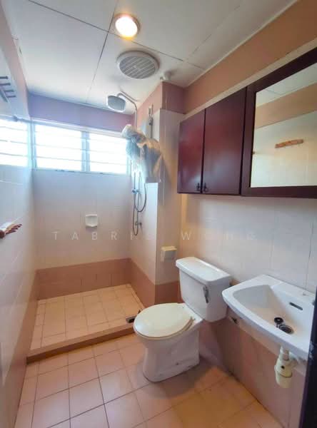 Terraced House for Sale in Bandar Botanic (Klang) - Tabris Wong - Bathroom - PropertyGuru.com.my