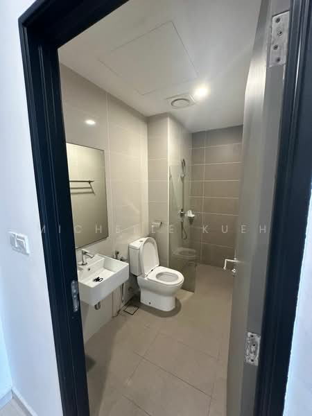 Kediaman Servis untuk Disewa di The Straits - Michelle Kueh - Bathroom - PropertyGuru.com.my