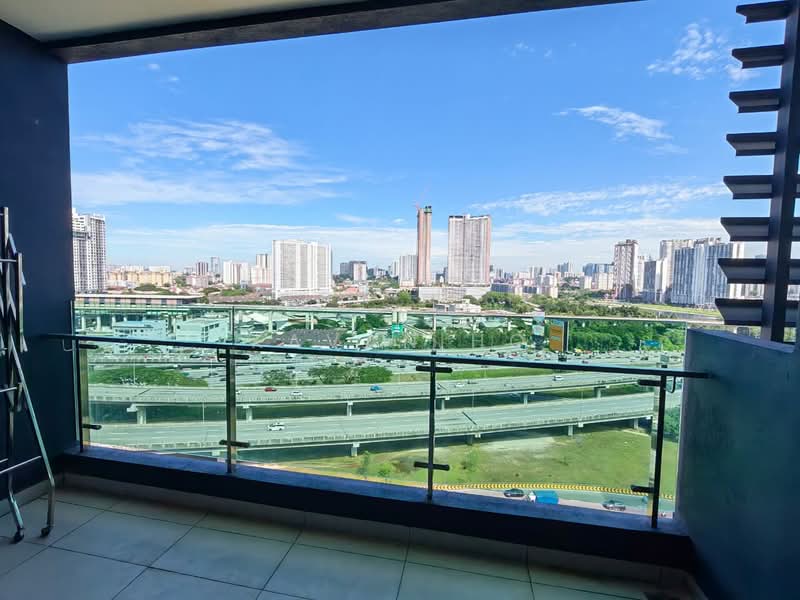 Kondominium untuk Disewa di The Vyne - Kavan Ho - Balcony - PropertyGuru.com.my