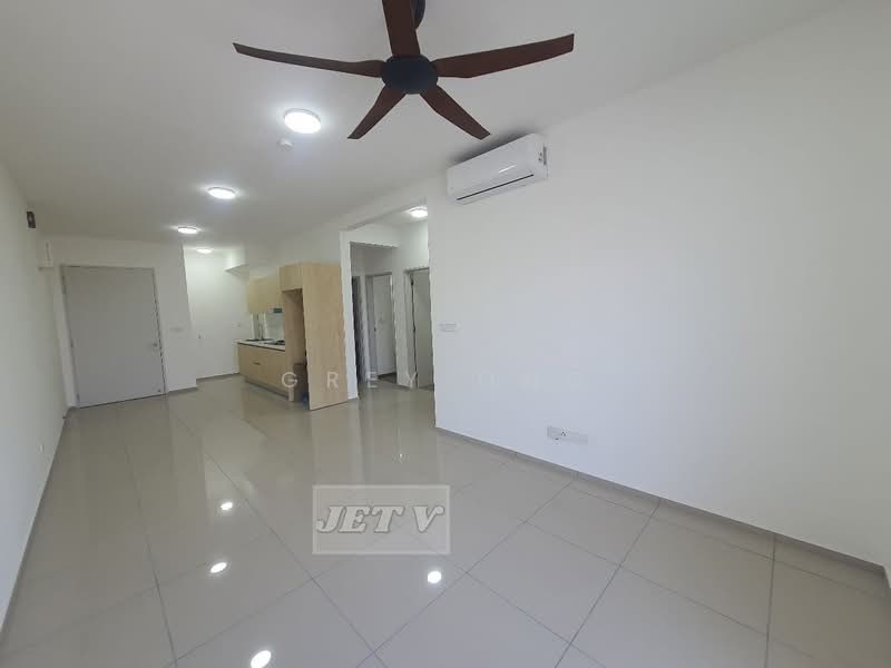 Kediaman Servis untuk Disewa di The Tresor @ Gravit8 - Grey Ong - Living Room - PropertyGuru.com.my