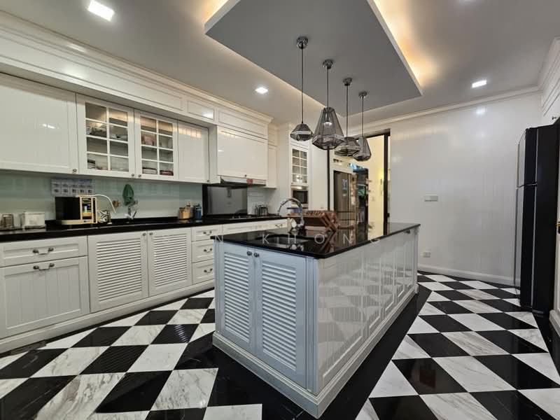 3-storey Terraced House for Sale in The Mansions (Desa Parkcity) - Sun Khong - Kitchen - PropertyGuru.com.my