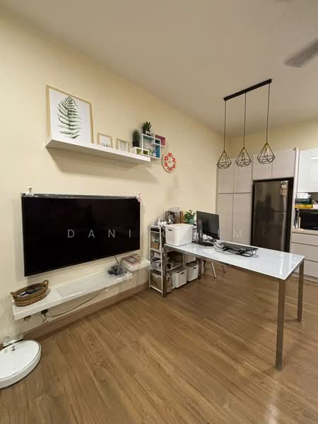 Kediaman Servis untuk Dijual di Saville @ Cheras - Danilo Lim - Living Room - PropertyGuru.com.my
