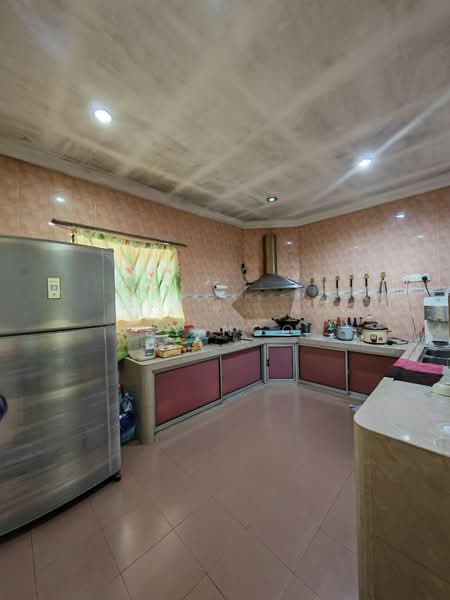 1-storey Terraced House for Sale in Taman Puteri Wangsa (Ulu Tiram) - SY Ngo - Kitchen - PropertyGuru.com.my