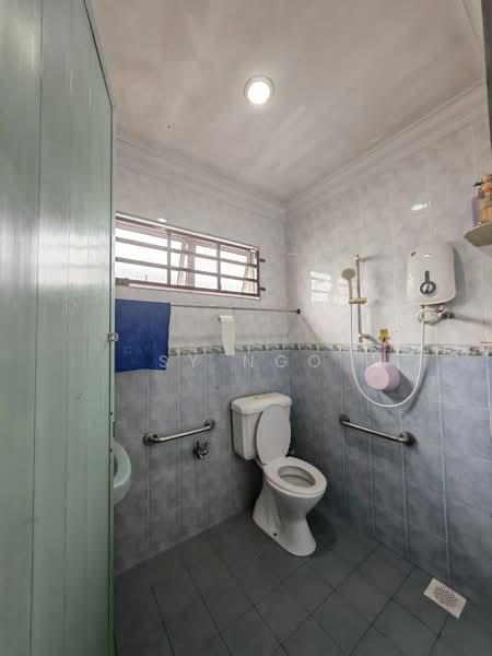 1-storey Terraced House for Sale in Taman Puteri Wangsa (Ulu Tiram) - SY Ngo - Bathroom - PropertyGuru.com.my
