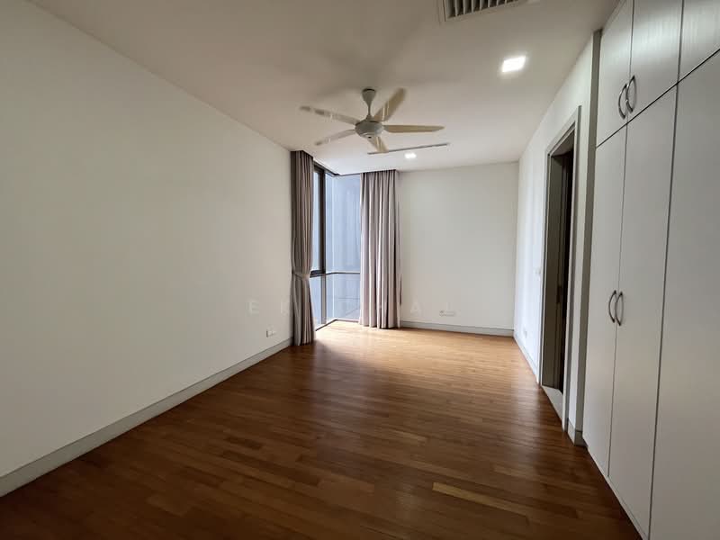 Kediaman Servis untuk Dijual di Suria Stonor - EK Chai - Bedroom - PropertyGuru.com.my