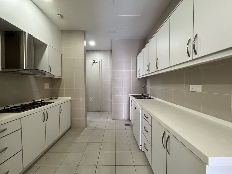 Kediaman Servis untuk Dijual di Suria Stonor - EK Chai - Kitchen - PropertyGuru.com.my