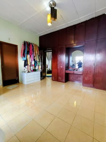 2-storey Terraced House for Sale in Taman Dagang Jaya (Ampang) - Jun Kien Chu - PropertyGuru.com.my
