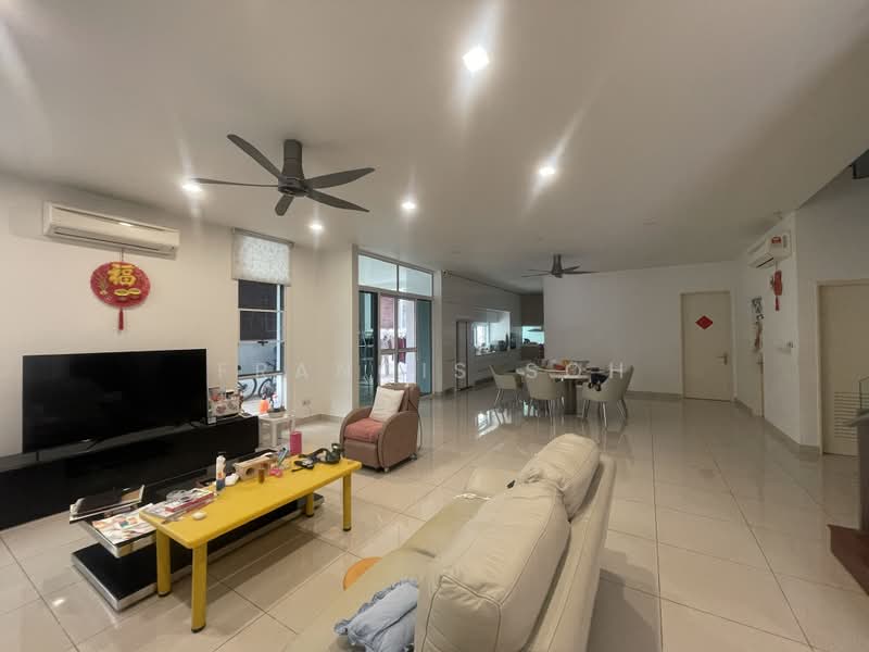 Semi-Detached House for Sale in Taman Damai Utama (Bandar Kinrara) - Francis Soh - Living Room - PropertyGuru.com.my