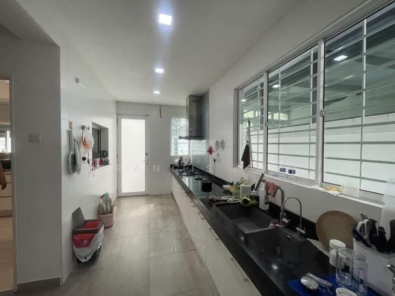 Semi-Detached House for Sale in Taman Damai Utama (Bandar Kinrara) - Francis Soh - Kitchen - PropertyGuru.com.my