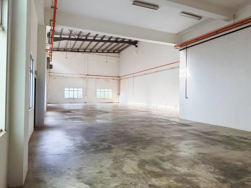 Kilang untuk Disewa di Taman Desa Cemerlang (Ulu Tiram) - Stella Chia - Interior - PropertyGuru.com.my