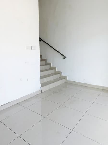 Kilang untuk Disewa di Taman Desa Cemerlang (Ulu Tiram) - Stella Chia - Interior - PropertyGuru.com.my