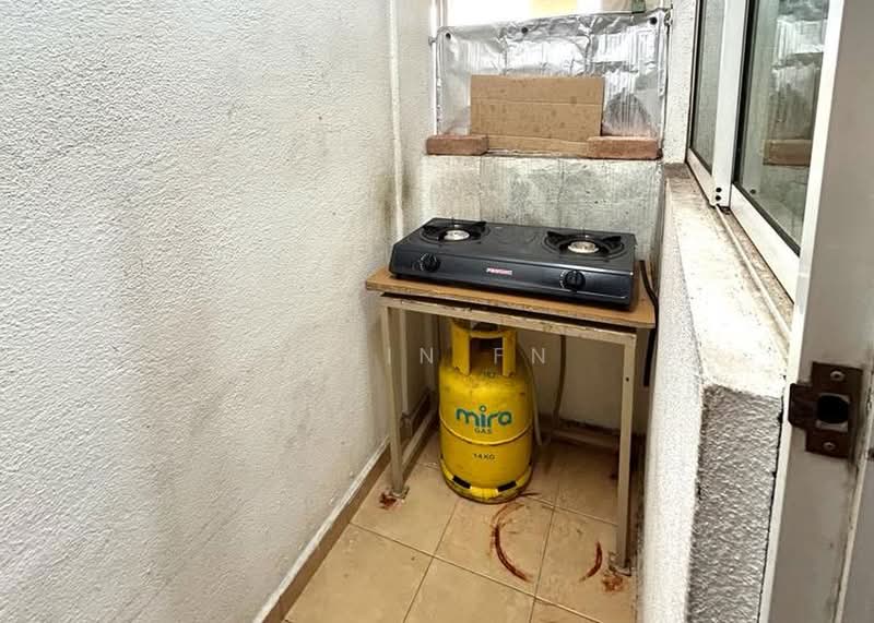 Apartment for Sale at Pangsapuri Bukit Beruang Bestari (University View) - CHIN FN - Kitchen - PropertyGuru.com.my