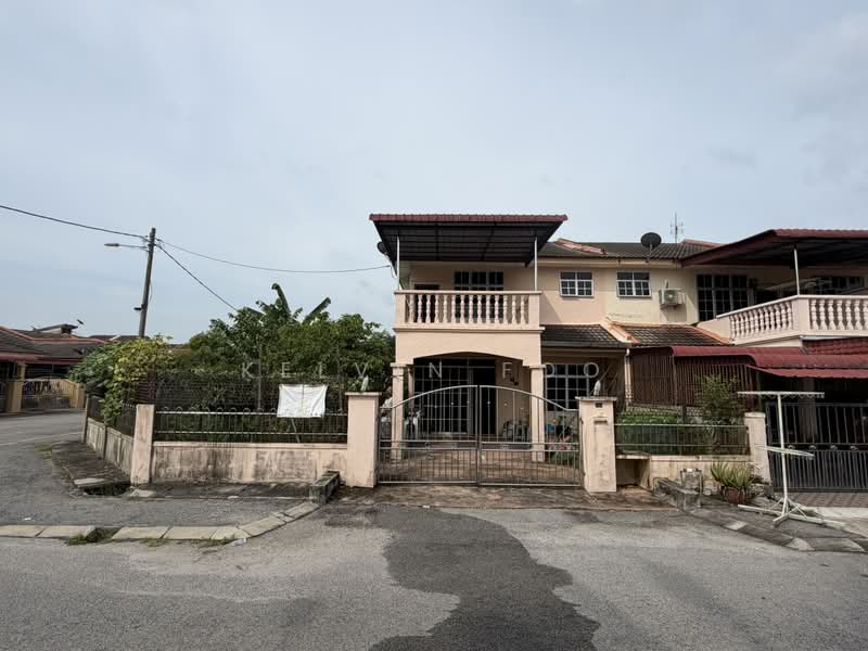 2-storey Terraced House for Sale in Taman Sri Manggis (Teluk Intan) - Kelvin Foo - Exterior - PropertyGuru.com.my
