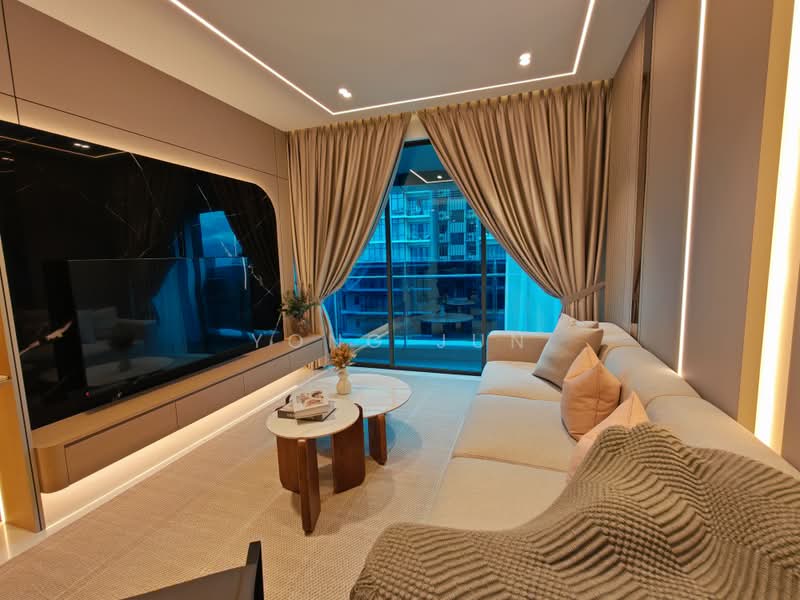 Kediaman Servis untuk Dijual di Eaton Residence - Yong Jun - Living Room - PropertyGuru.com.my