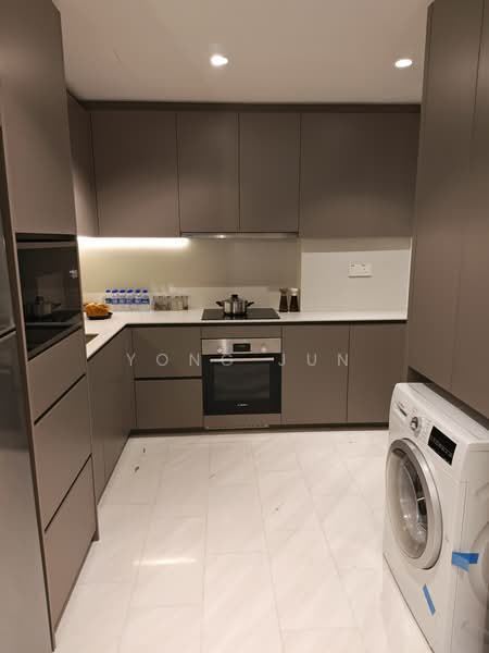Kediaman Servis untuk Dijual di Eaton Residence - Yong Jun - Kitchen - PropertyGuru.com.my