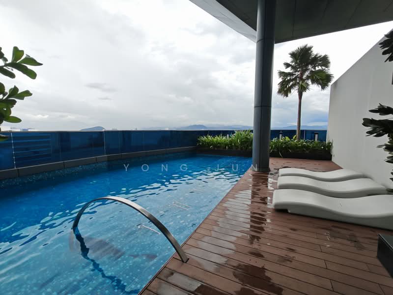Kediaman Servis untuk Dijual di Eaton Residence - Yong Jun - Pool - PropertyGuru.com.my