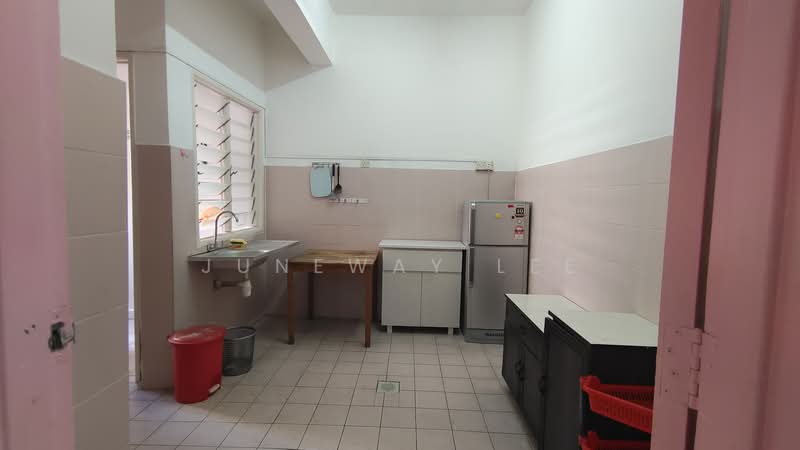 Condominium for Sale at Evergreen Park Acorn & Hazel - Juneway Lee - Kitchen - PropertyGuru.com.my
