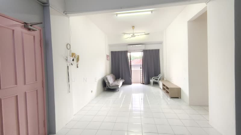 Condominium for Sale at Evergreen Park Acorn & Hazel - Juneway Lee - Living Room - PropertyGuru.com.my
