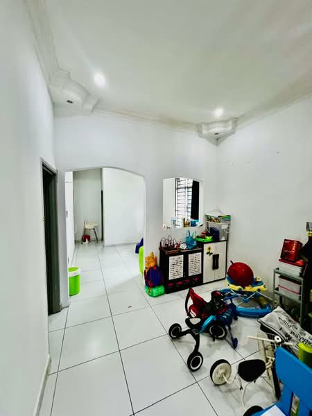 1-storey Terraced House for Sale in Taman Lagenda Putra (Kulai) - Jayden Ng - Interior - PropertyGuru.com.my